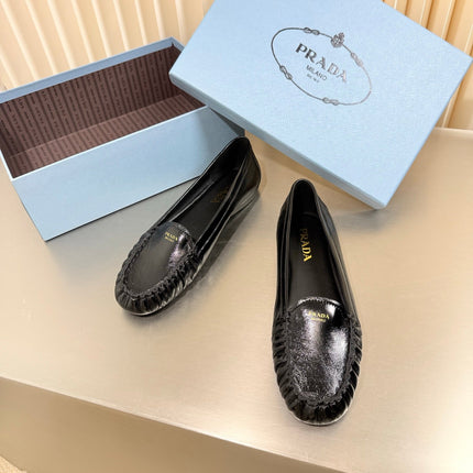 PRADA 26S CLASSIC LOAFERS IN BLACK LAMBSKIN