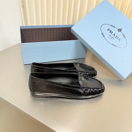 PRADA 26S CLASSIC LOAFERS IN BLACK LAMBSKIN