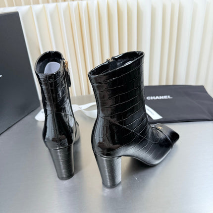 CHANEL 26S ZIPPER BOOTS 75 MM IN BLACK PATENT LEATHER CROCODILE EMBOSSED AND CALFSKIN