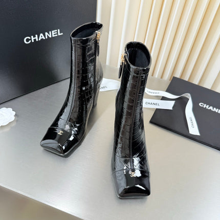 CHANEL 26S ZIPPER BOOTS 75 MM IN BLACK PATENT LEATHER CROCODILE EMBOSSED AND CALFSKIN