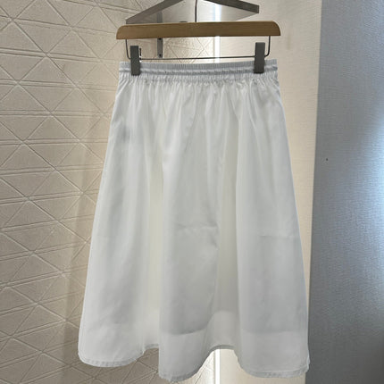 CHANEL SLEEVELESS TOP 272320