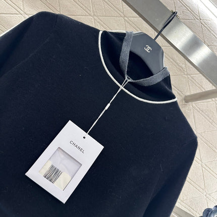 CHANEL 25S HIGH-NECK PULLOVER SWEATER 350