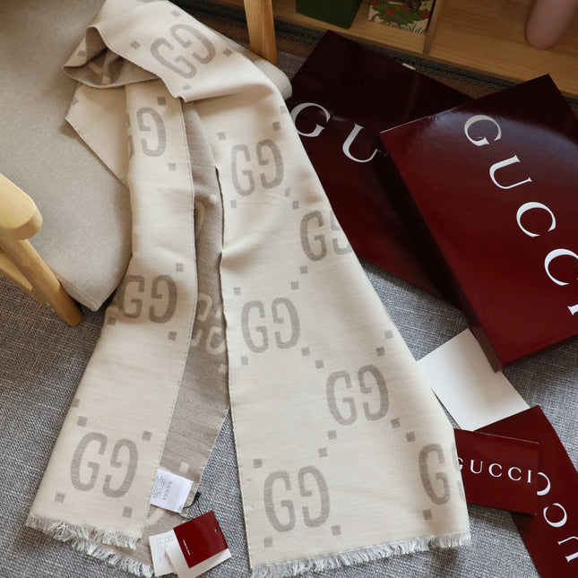 GUCCI 26S SCARF 190 IN WOOL 316616
