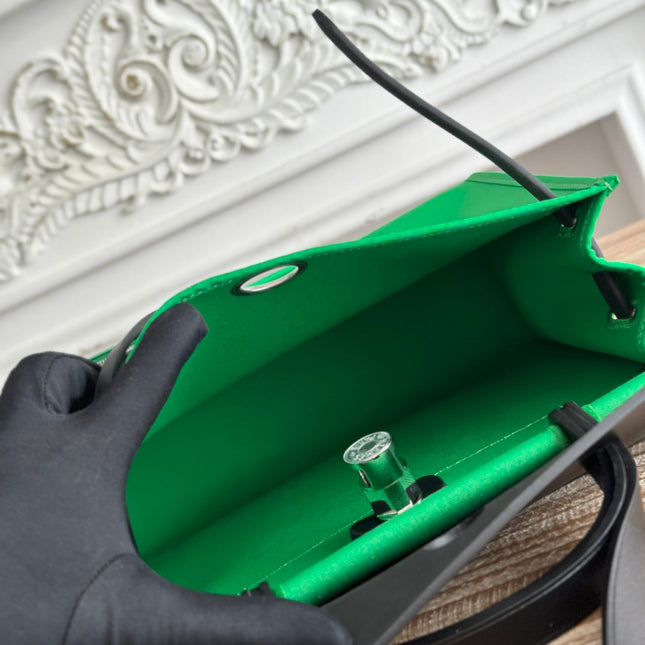 ZIP CABINE 31 BAG IN EMERALD GREEN CANVAS AND BLACK CALFSKIN