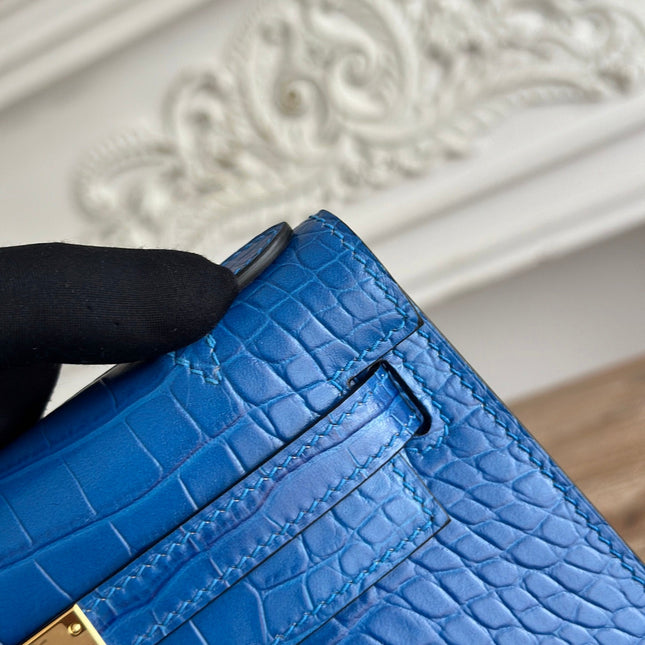 HM 26S KELLY MINI 22CM IN DARK BLUE CROC EMBOSSED CALFSKIN GOLD KELLY BUCKLE