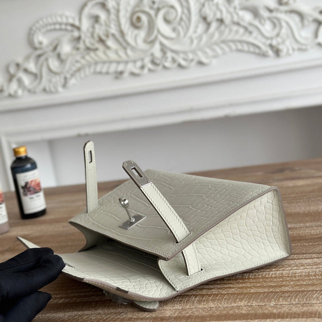 HM 26S KELLY MINI 22CM IN MILKY WHITE CROC EMBOSSED CALFSKIN SILVER KELLY BUCKLE