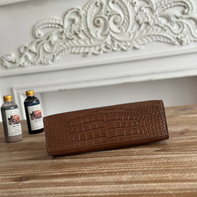 HM 26S KELLY MINI 22MM IN DARK BROWN CROC EMBOSSED CALFSKIN GOLD KELLY BUCKLE