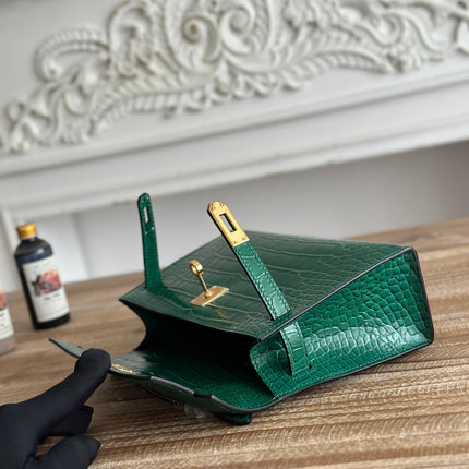 HM 25S KELLY MINI 22 CM IN DARK GREEN LAMBSKIN WITH CROCODILE EMBOSSING AND GOLD HARDWARE