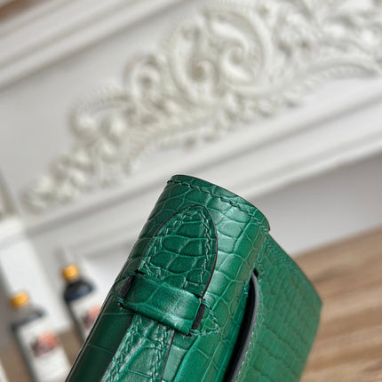 HM 25S KELLY MINI 22 CM IN DARK GREEN LAMBSKIN WITH CROCODILE EMBOSSING AND GOLD HARDWARE