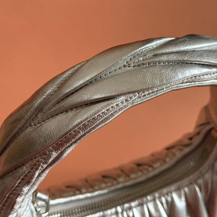 WANDER MATELASSÉ HANDBAG 23 IN SILVER PATENT LAMBSKIN