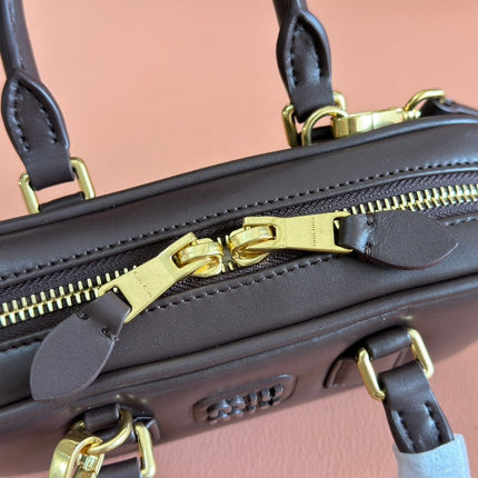 ARCADIE BAG 19 IN TAMARIND BROWN SHINY CALFSKIN