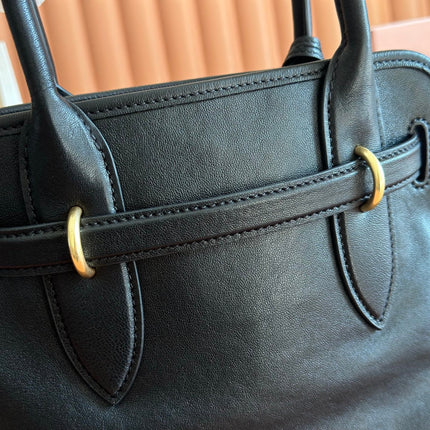 MIUMIU 26S BORSA AVENTURE BAG 30 IN BLACK CALFSKIN GOLD HARDWARE