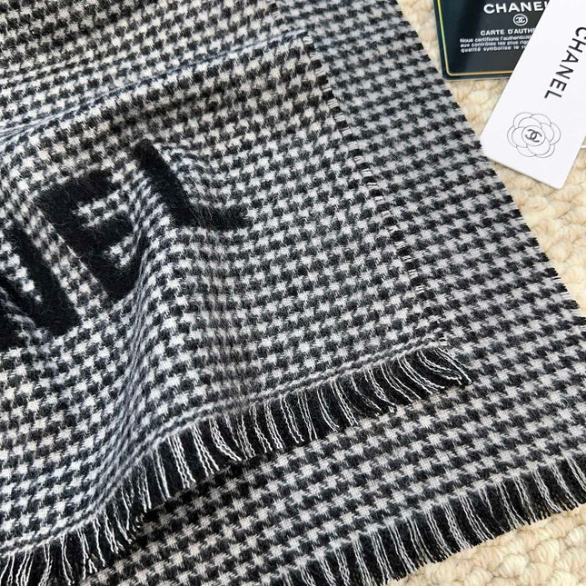 HOUNDSTOOTH SCARF 185 CM IN BLACK CASHMERE 393123