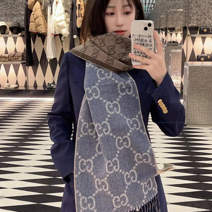 GUCCI 26S SCARF IN CASHMERE 316615