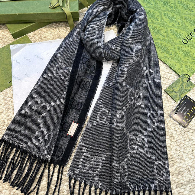 GUCCI 26S SCARF IN CASHMERE 316614