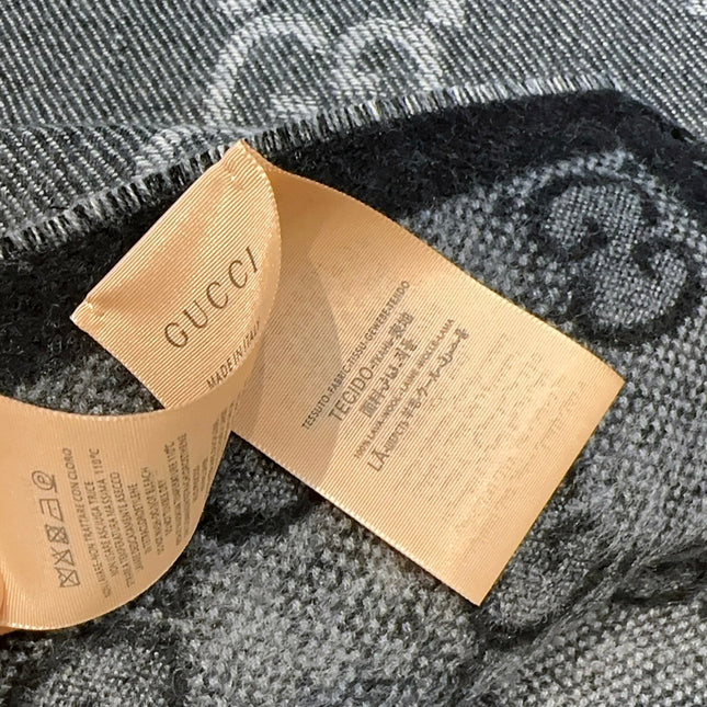 GUCCI 26S SCARF IN CASHMERE 316614