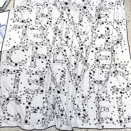 CHANEL 25S SCARF 140 CM IN CASHMERE SILK 943919