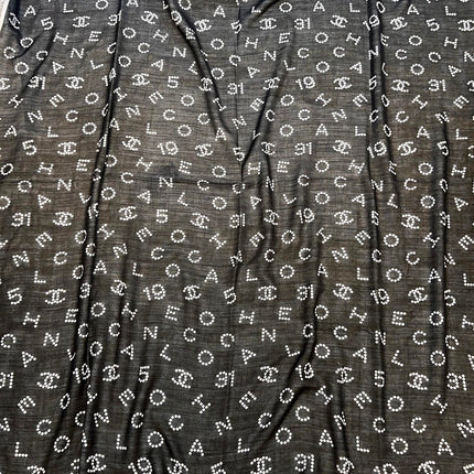 CHANEL 26S SCARF 140 IN SILK AND CASHMERE 504343