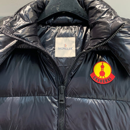 MONCLER 25S SLEEVELESS JACKET 372