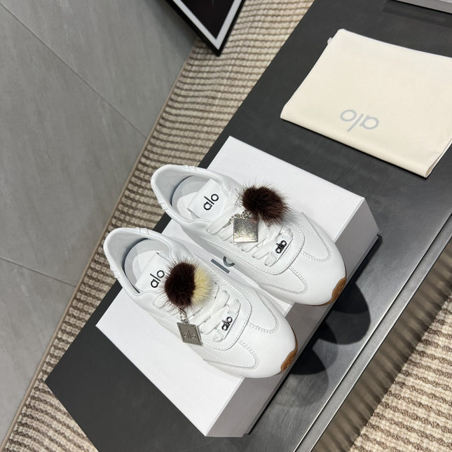 ALO 25S SUNSET SNEAKER IN WHITE LAMBSKIN WITH PUFF CHARM