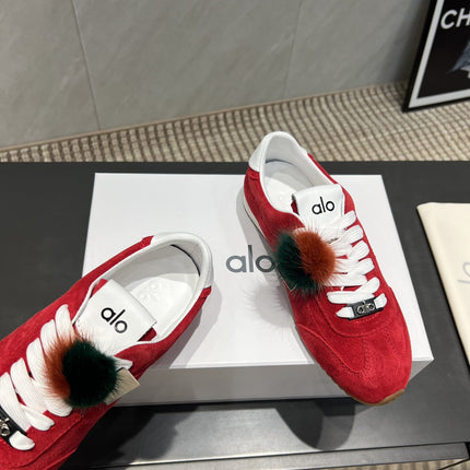 ALO 25S SUNSET SNEAKER IN RED SUEDE WITH PUFF CHARM