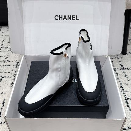 CHANEL 26S ZIPPER BOOTS IN WHITE MIX BLACK FABRIC AND LAMBSKIN