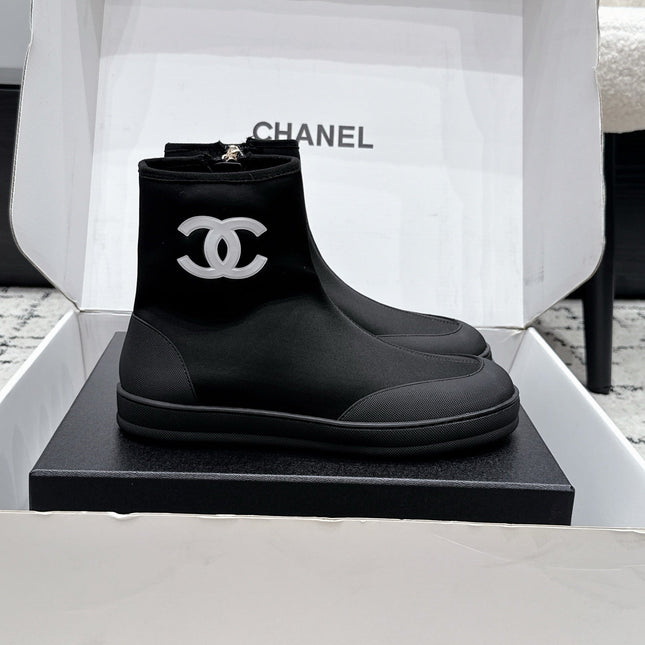CHANEL 26S ZIPPER BOOTS IN BLACK FABRIC AND LAMBSKIN
