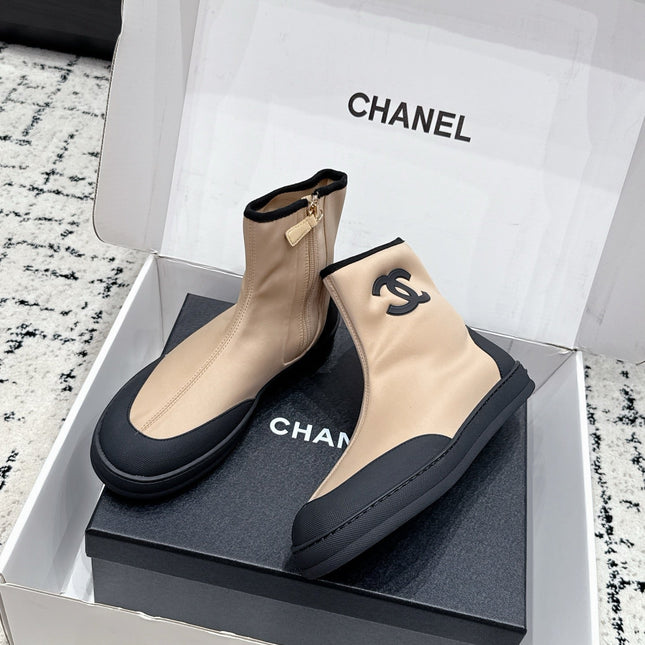 CHANEL 26S ZIPPER BOOTS IN BEIGE MIX BLACK FABRIC AND LAMBSKIN