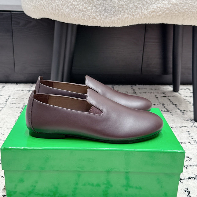 BOTTEGA VENETA 26S FLAT LOAFERS IN DARK BROWN CALFSKIN