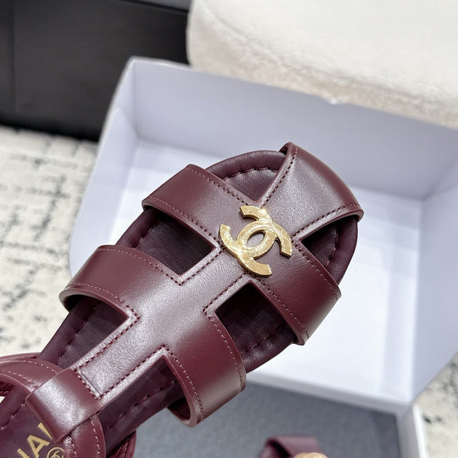 CHANEL 26S SANDALS IN DARK RED CALFSKIN WITH GOLD HARDWARE
