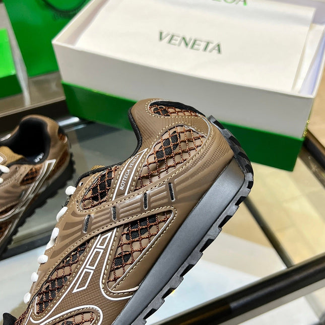 BOTTEGA VENETA 26S ORBIT SNEAKERS IN BROWN TECHNICAL MESH AND SUEDE