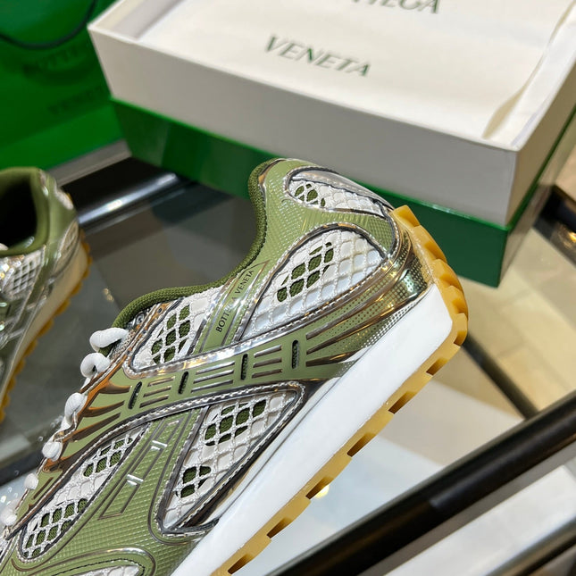 BOTTEGA VENETA 26S ORBIT SNEAKERS IN SILVER AND MOSS GREEN TECHNICAL MESH