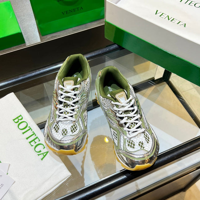 BOTTEGA VENETA 26S ORBIT SNEAKERS IN SILVER AND MOSS GREEN TECHNICAL MESH