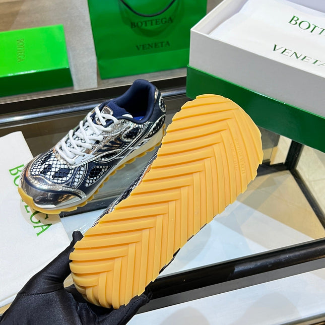 BOTTEGA VENETA 26S ORBIT SNEAKERS IN SILVER AND NAVY BLUE TECHNICAL MESH