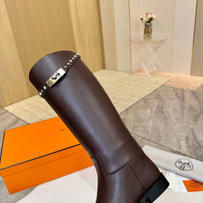 HM 25S KNEE-HIGH FLAT BOOTS IN DARK BROWN LAMBSKIN WITH SILVER HARDWARE