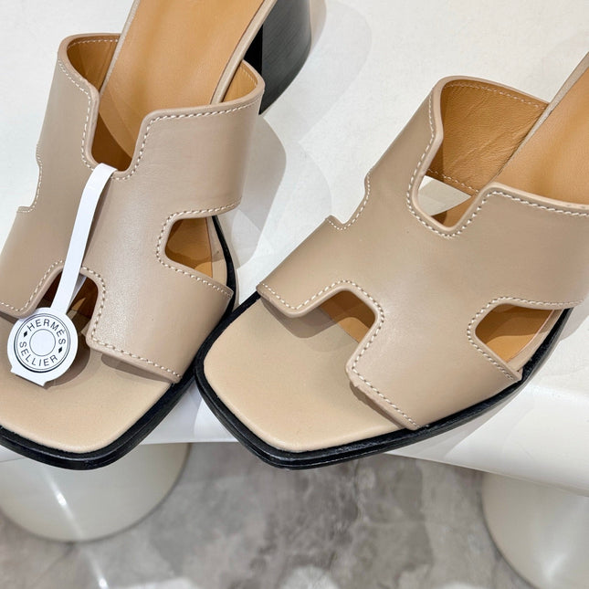 HM 26S HELIA SANDAL 70MM IN BEIGE CALFSKIN