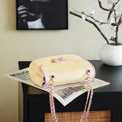 CHANEL 26S CLASSIC FLAP MEDIUM 23 IN NATURAL RAFFIA AND LIGHT PURPLE CALFSKIN GOLD HARDWARE