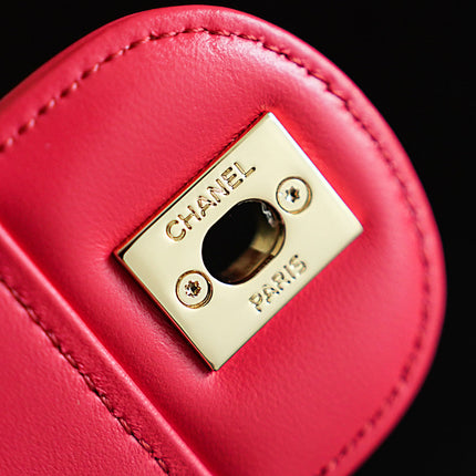CHANEL 26S CLASSIC FLAP MEDIUM 23 IN NATURAL RAFFIA AND PINK CALFSKIN GOLD HARDWARE
