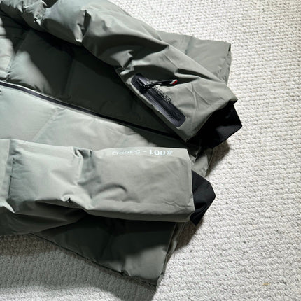 MONCLER 25S DOWN JACKET 425