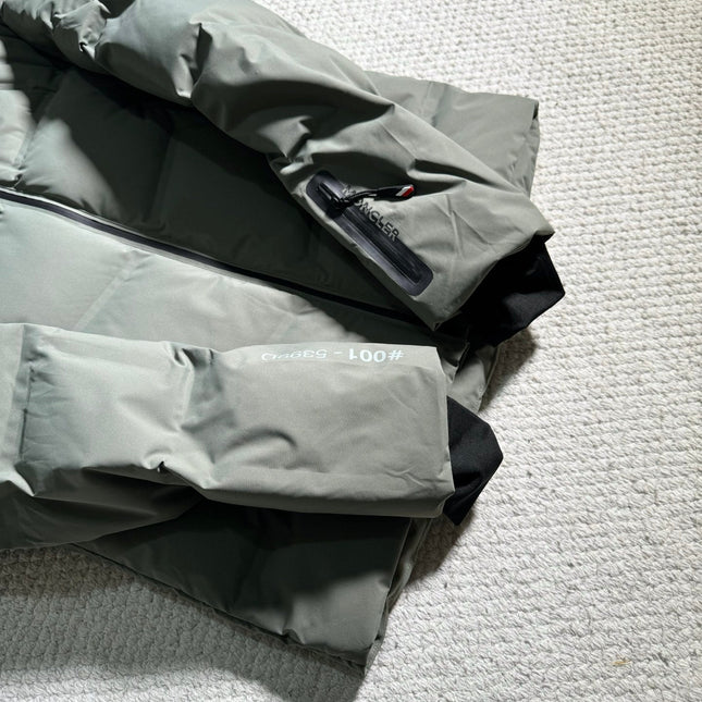 MONCLER 25S DOWN JACKET 425