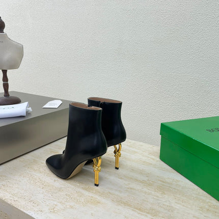KNOT ANKLE BOOT IN BLACK CALFSKIN WITH GOLD METAL HEEL 9 CM