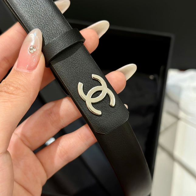 CHANEL 26S BELT 20 MM IN BLACK CALFSKIN 658411