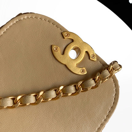 CHANEL 26S TOP HANDLE BAG 19 IN NATURAL RAFFIA AND CALFSKIN GOLD HARDWARE
