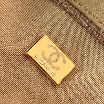 CHANEL 26S TOP HANDLE BAG 19 IN NATURAL RAFFIA AND CALFSKIN GOLD HARDWARE