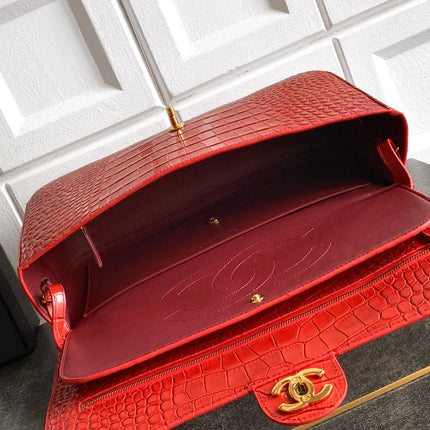 CHANEL 26S SOUPLISSIMO MAXI FLAP MEDIUM 32 IN RED CROCODILE-EMBOSSED CALFSKIN GOLD HARDWARE