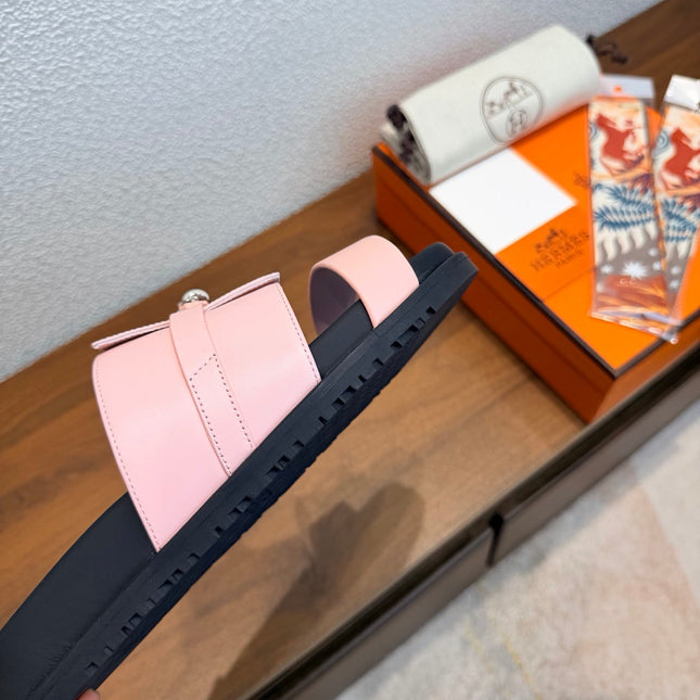 HM 26S KELLY BUCKLE DOUBLE STRAP SANDALS IN LIGHT PINK CALFSKIN