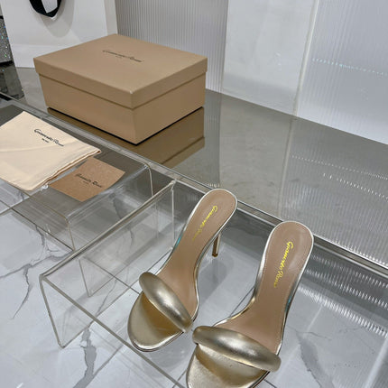 GIANVITO ROSSI 26S PADDED STRAP HIGH-HEEL MULES 105 MM IN GOLD LAMBSKIN