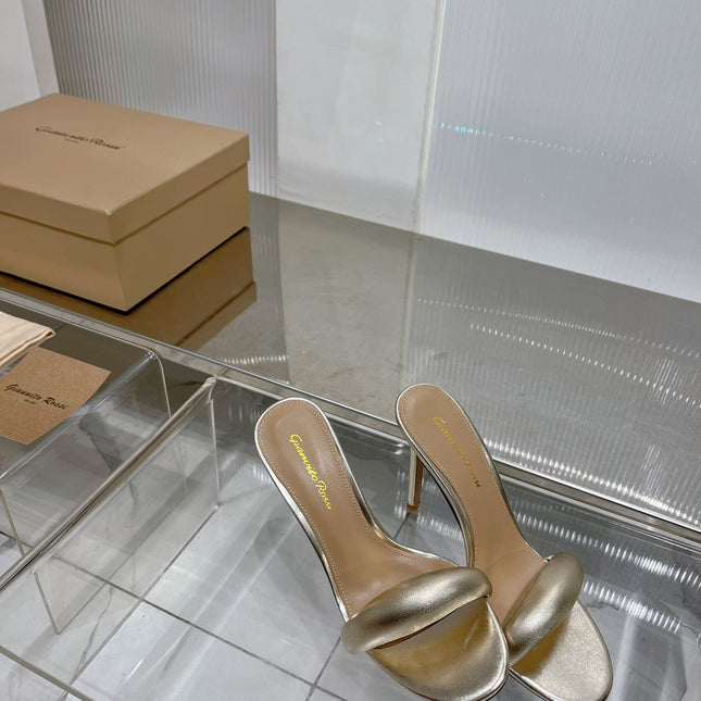 GIANVITO ROSSI 26S PADDED STRAP HIGH-HEEL MULES 105 MM IN GOLD LAMBSKIN