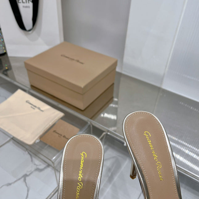 GIANVITO ROSSI 26S PADDED STRAP HIGH-HEEL MULES 105 MM IN GOLD LAMBSKIN