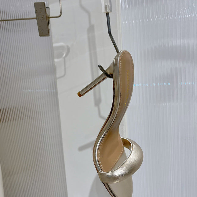 GIANVITO ROSSI 26S PADDED STRAP HIGH-HEEL MULES 105 MM IN GOLD LAMBSKIN